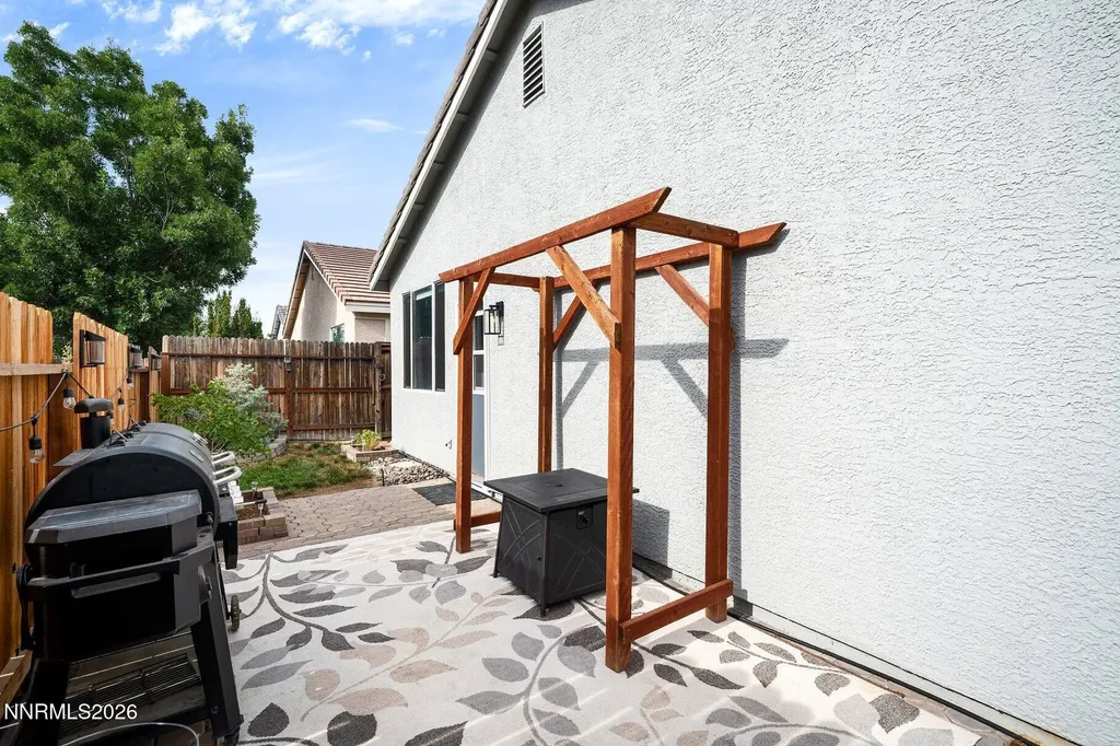 1704 Burwood Reno NV 89521