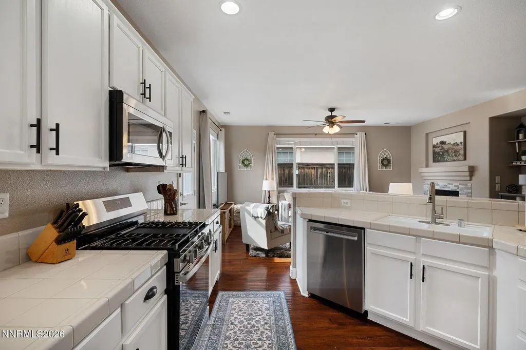 1704 Burwood Reno NV 89521