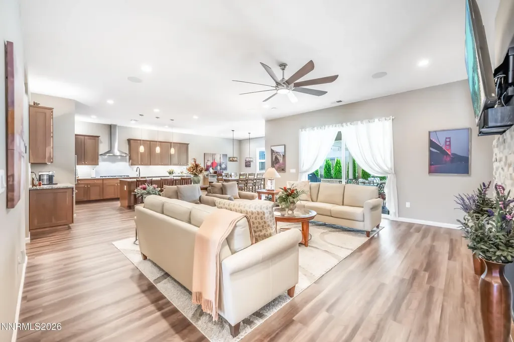 2285 Butte Creek Sparks NV 89436