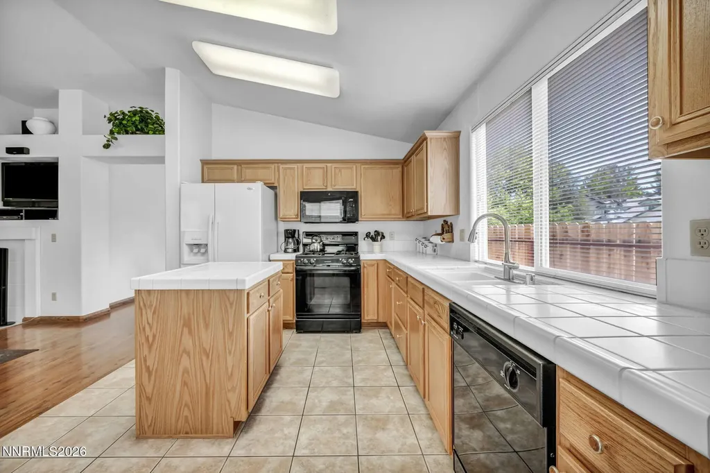 3205 Fairlands Reno NV 89523