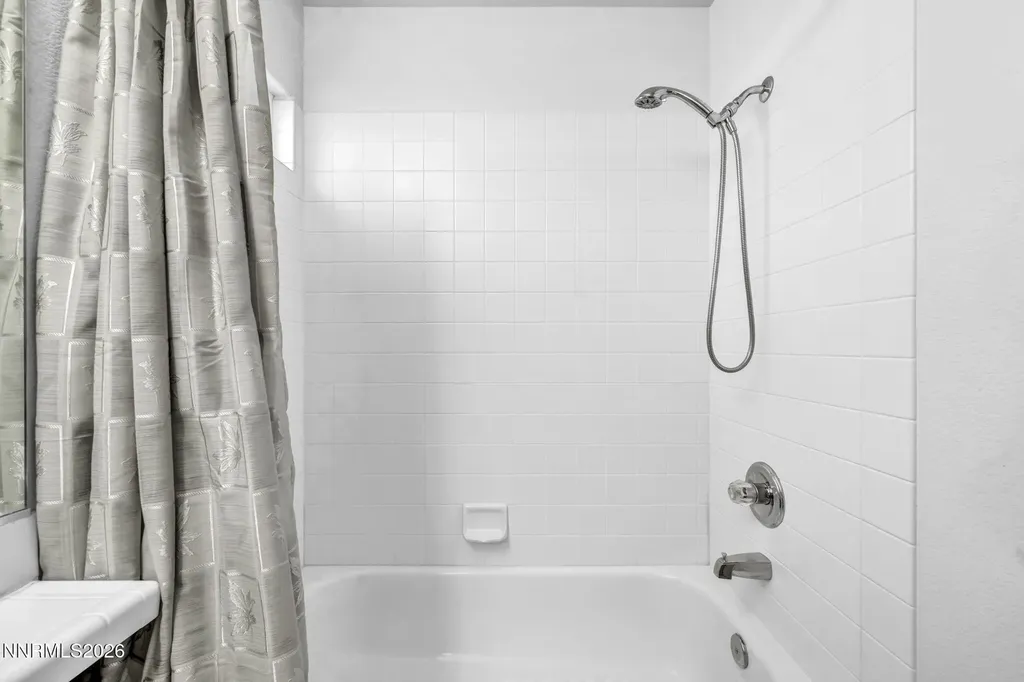 3205 Fairlands Reno NV 89523