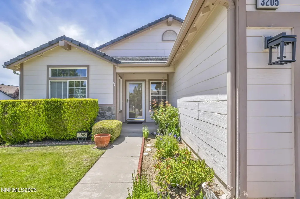 3205 Fairlands Reno NV 89523