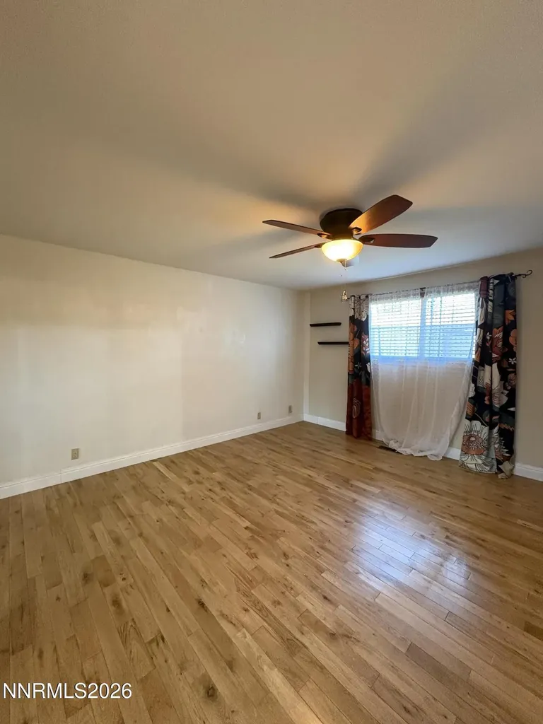3077 Meadowlands Sparks NV 89431