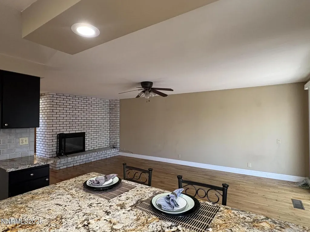 3077 Meadowlands Sparks NV 89431