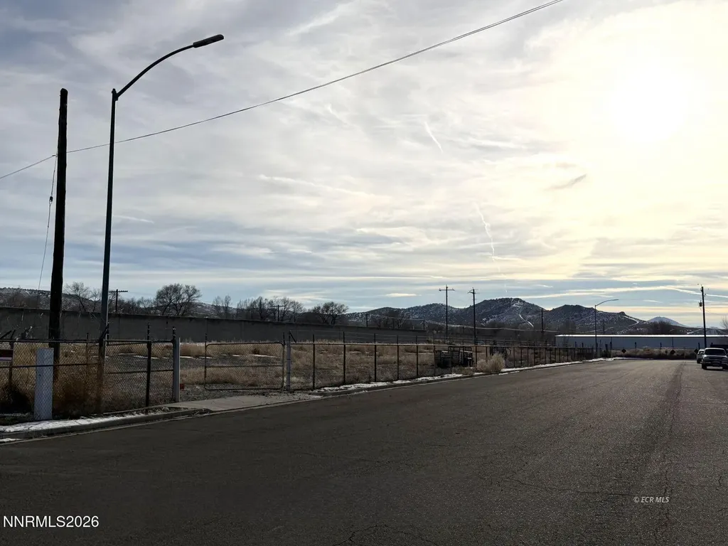 240 Water Elko NV 89801