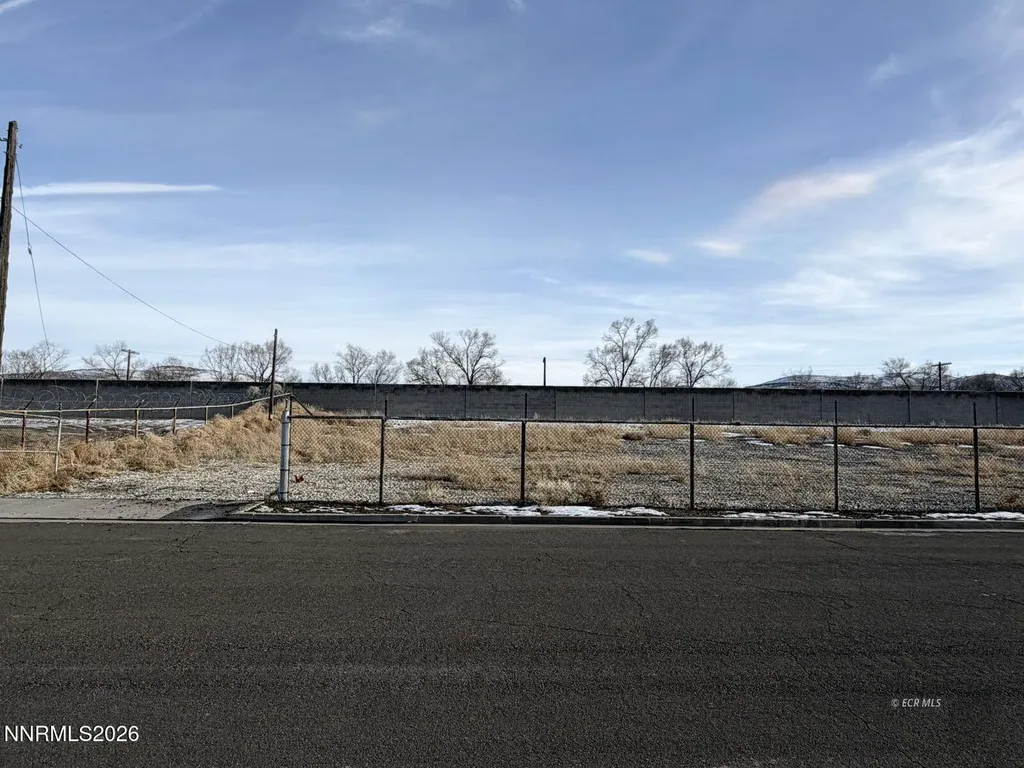 240 Water Elko NV 89801
