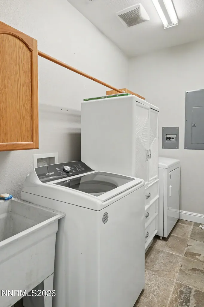 1253 Briggs Fallon NV 89406