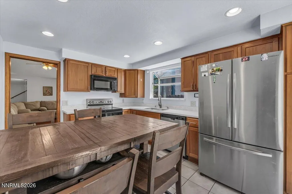 1805 Camelback Sparks NV 89434