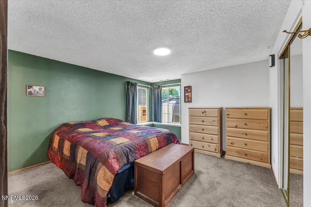 1805 Camelback Sparks NV 89434
