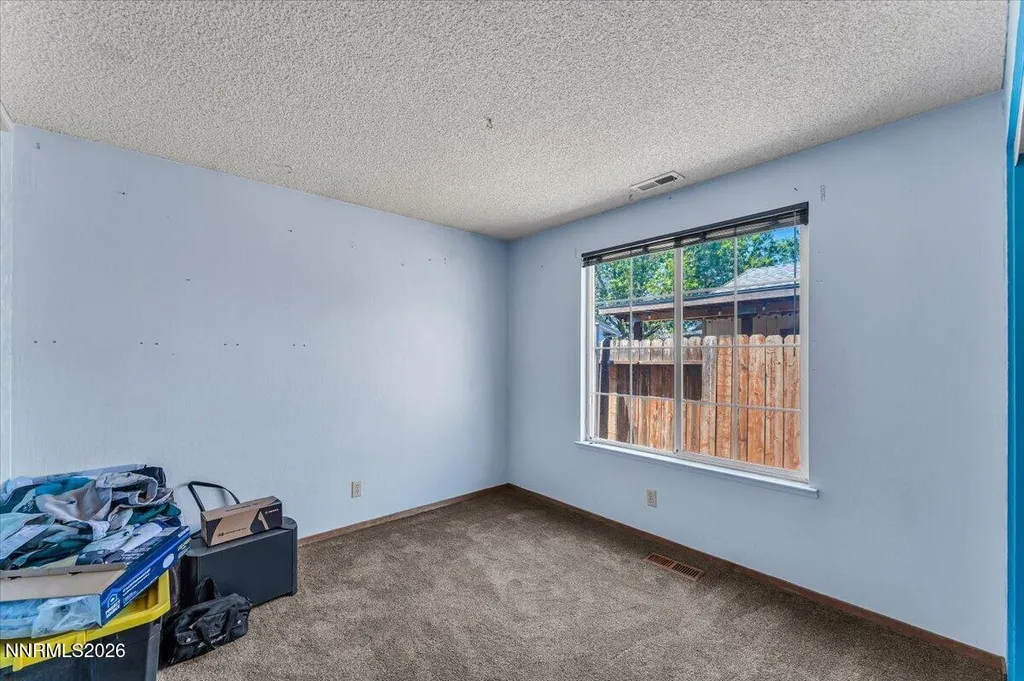 1805 Camelback Sparks NV 89434