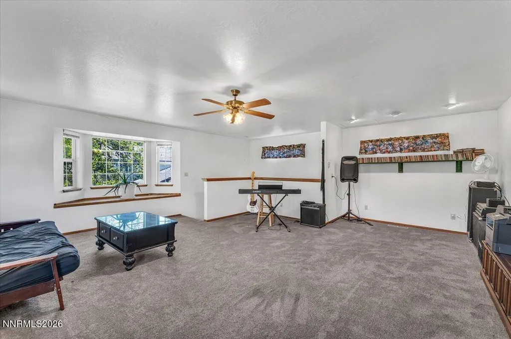 1805 Camelback Sparks NV 89434