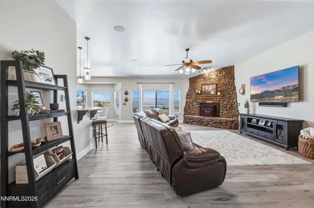 635 Valle Verde Sparks NV 89441