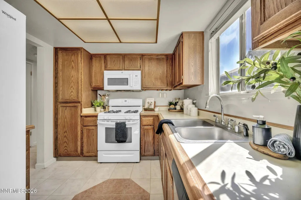 1434 Ambassador Reno NV 89523