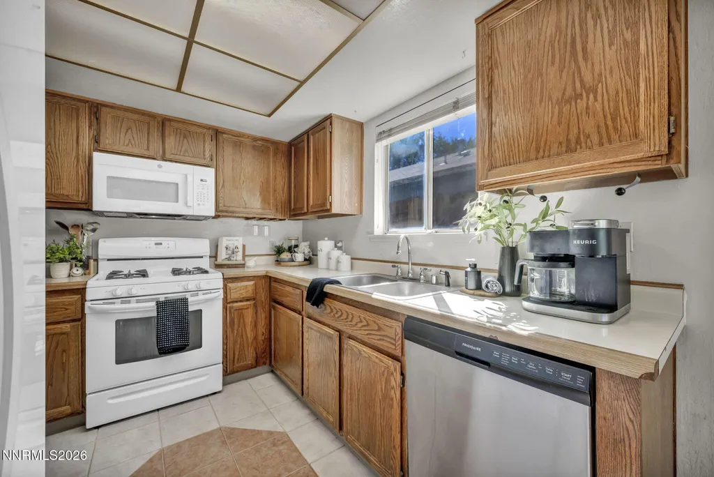 1434 Ambassador Reno NV 89523