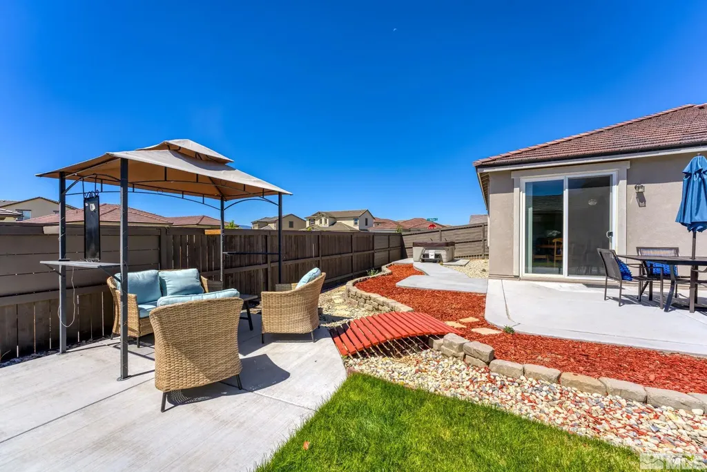 6934 Wild River Sparks NV 89436