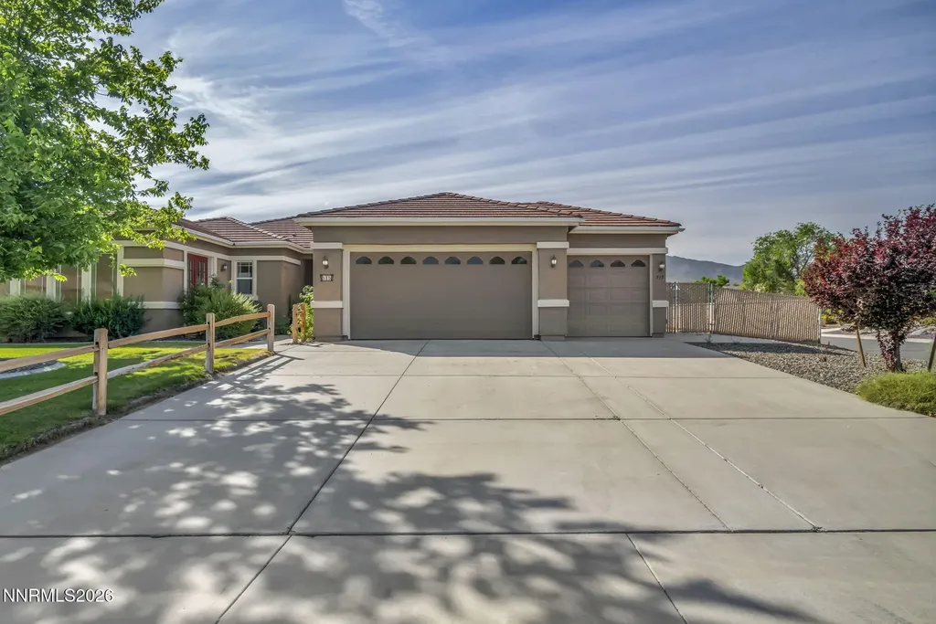 515 Crabapple Dayton NV 89403