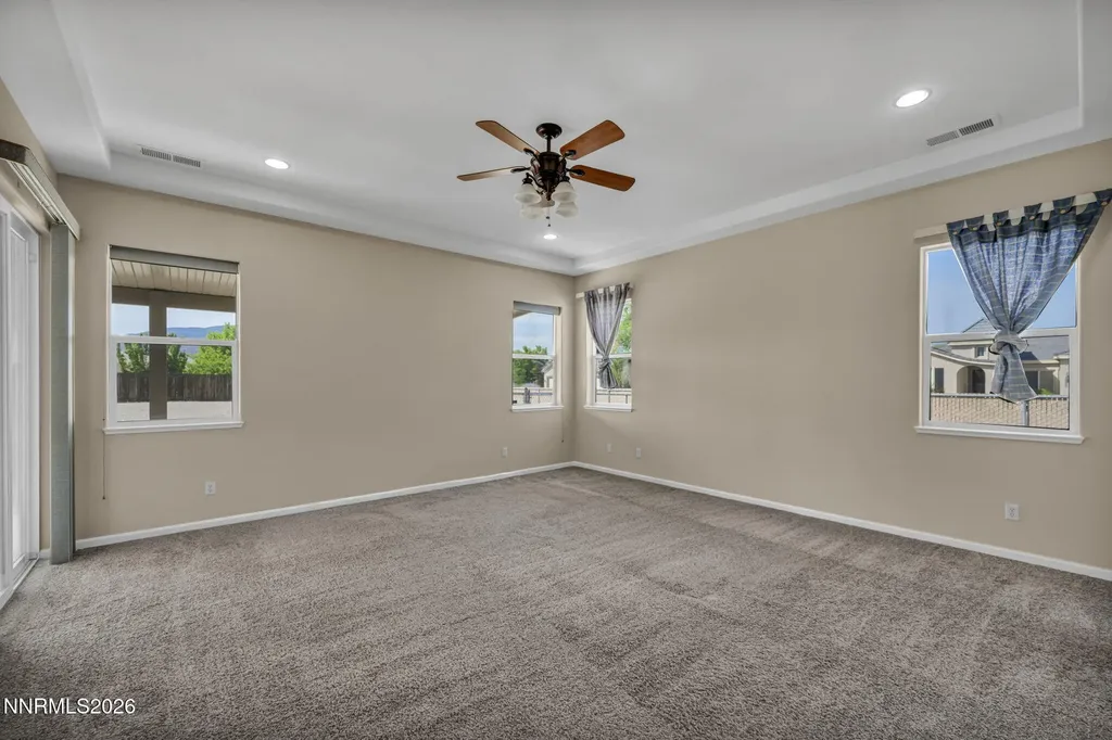 515 Crabapple Dayton NV 89403