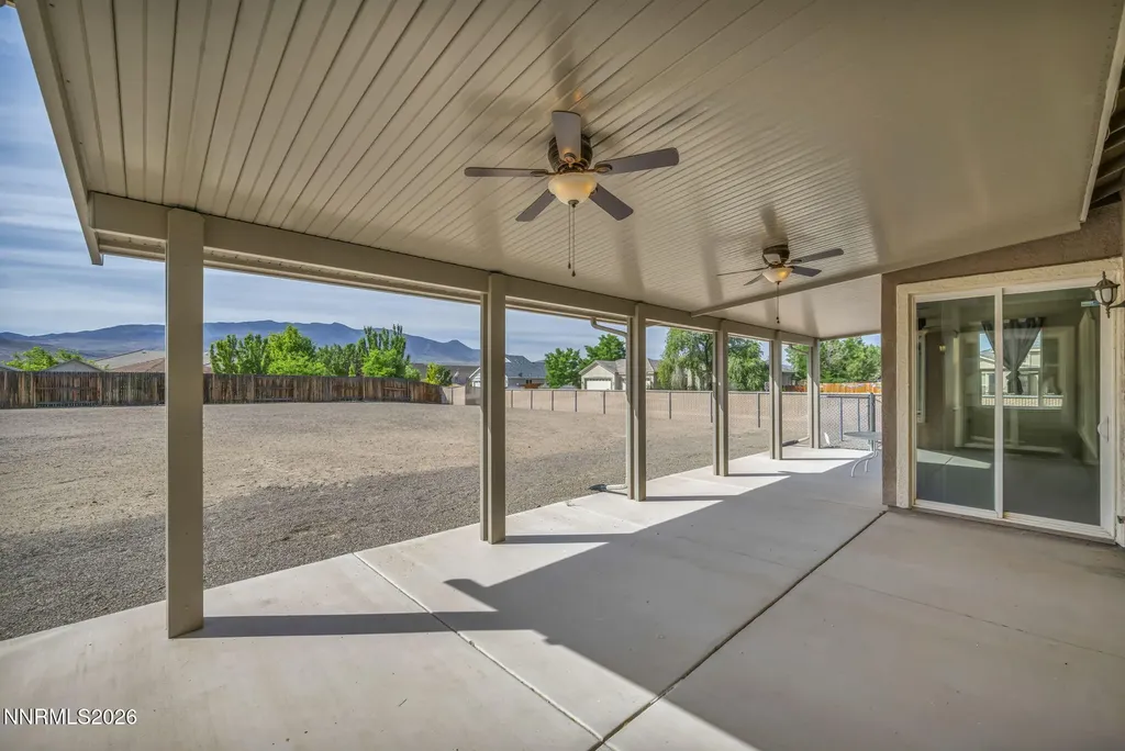 515 Crabapple Dayton NV 89403