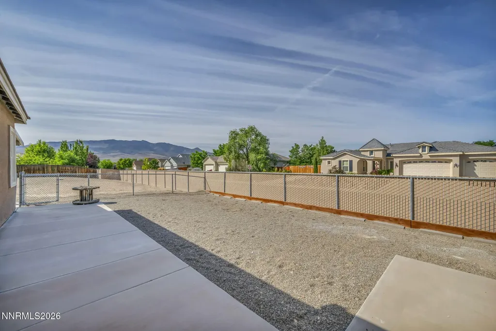 515 Crabapple Dayton NV 89403