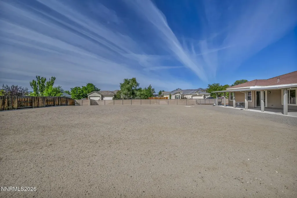 515 Crabapple Dayton NV 89403
