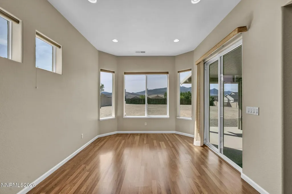 515 Crabapple Dayton NV 89403