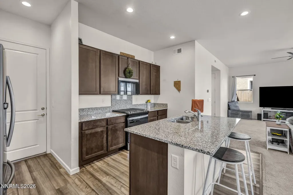 7814 Navasota Sparks NV 89436