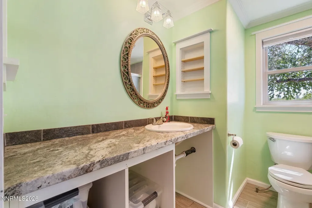 3908 Cypress Silver Springs NV 89429