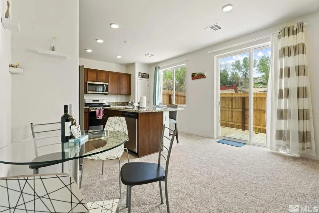 4920 Little Rock Sun Valley NV 89433