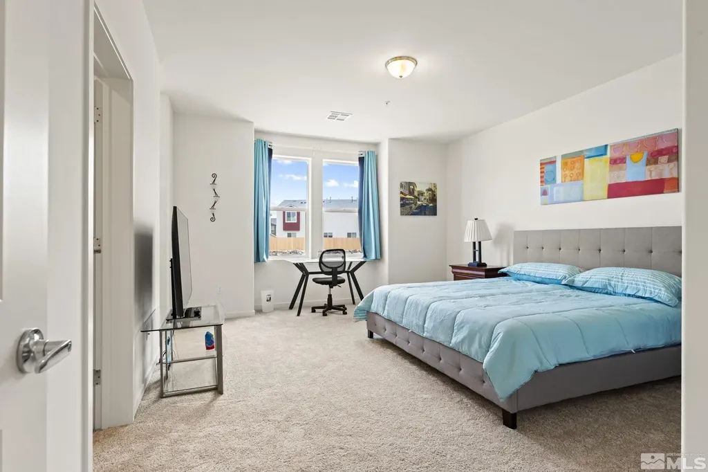 4920 Little Rock Sun Valley NV 89433