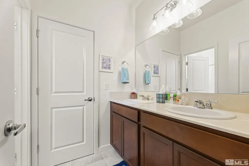 4920 Little Rock Sun Valley NV 89433