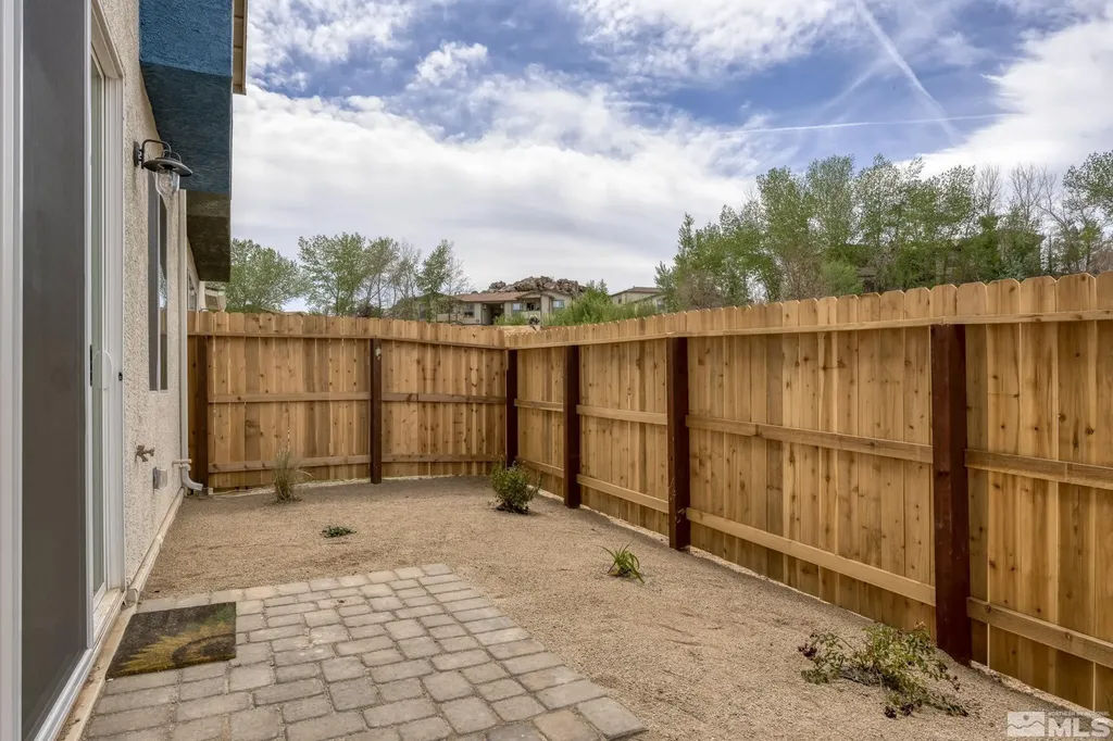 4920 Little Rock Sun Valley NV 89433
