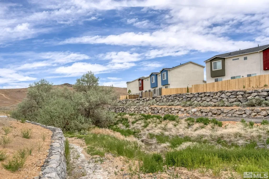 4920 Little Rock Sun Valley NV 89433