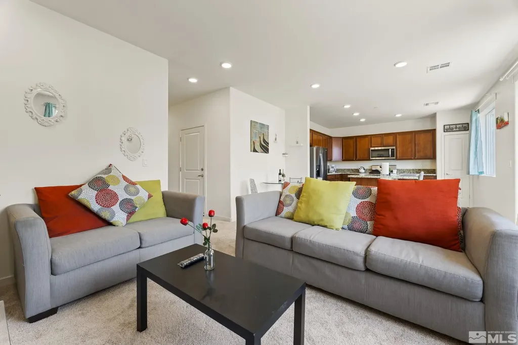 4920 Little Rock Sun Valley NV 89433