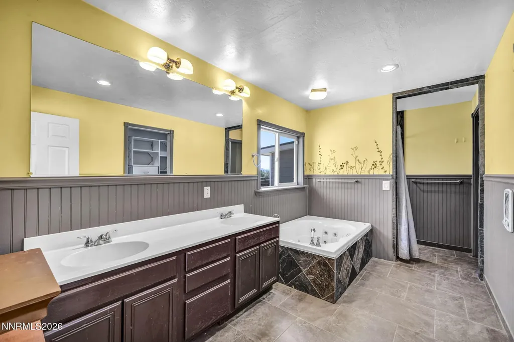 27 Mcclellan Peak Carson City NV 89706