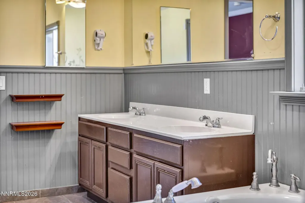 27 Mcclellan Peak Carson City NV 89706
