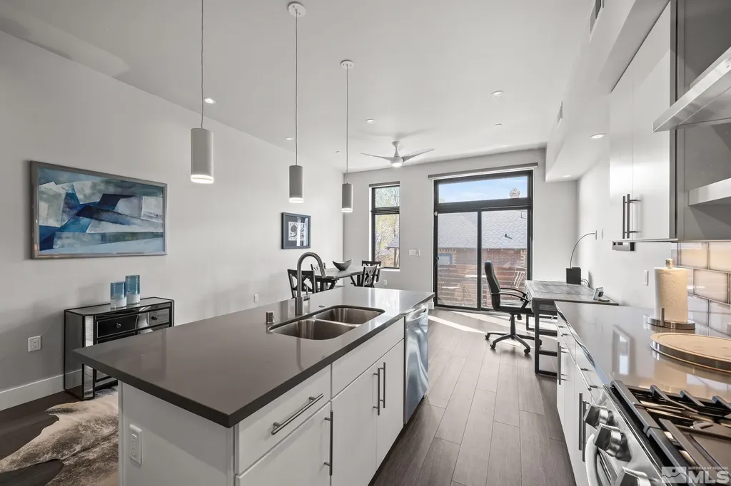 104 High Reno NV 89502