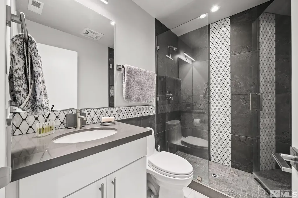 104 High Reno NV 89502