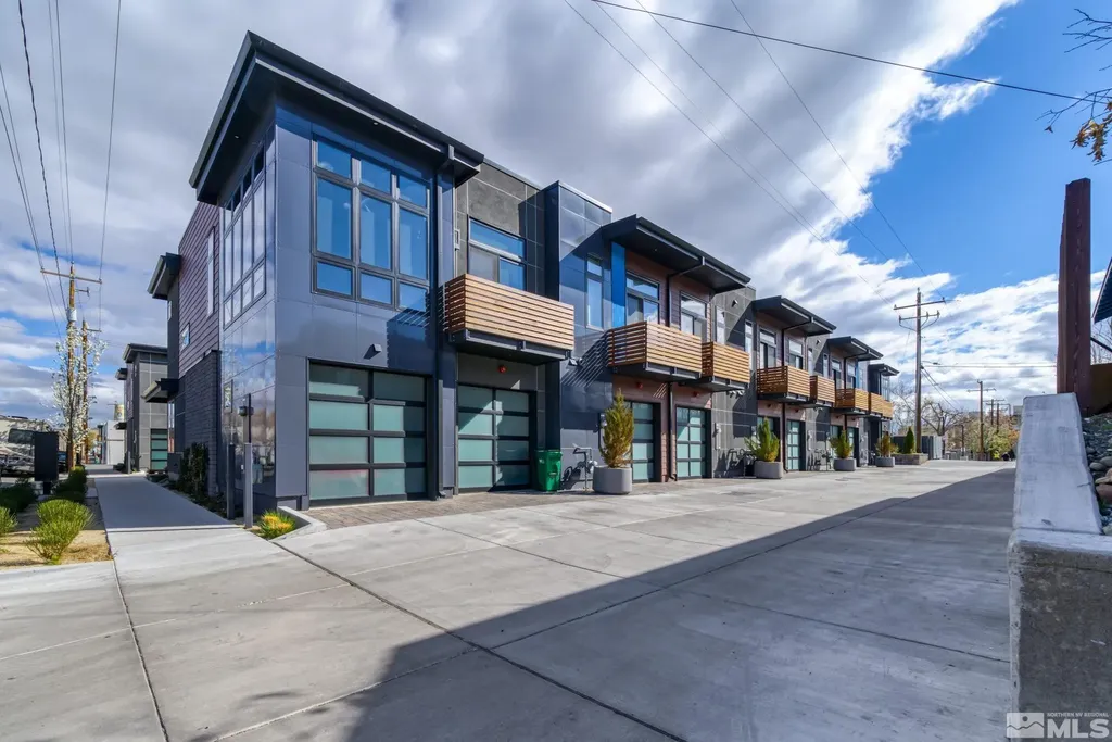 104 High Reno NV 89502