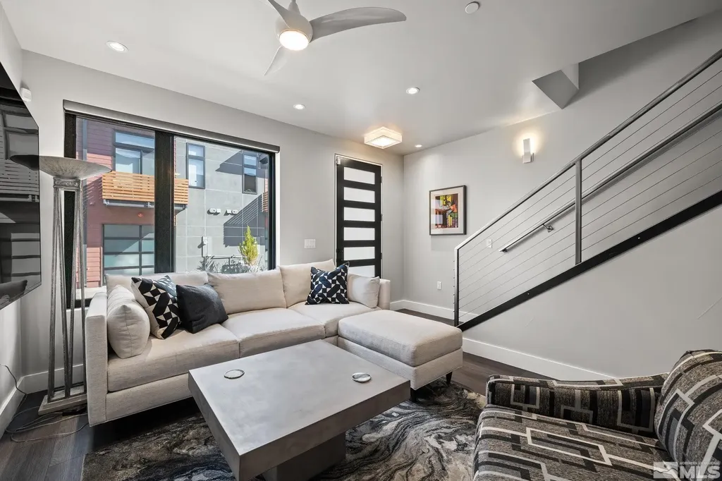 104 High Reno NV 89502