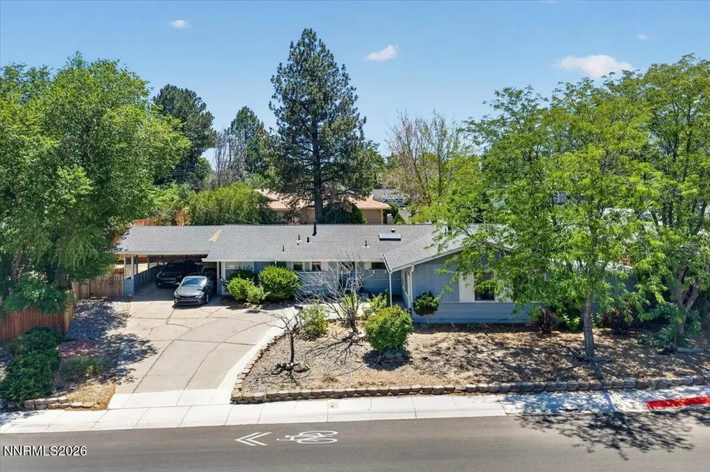 1090 Kings Reno NV 89503