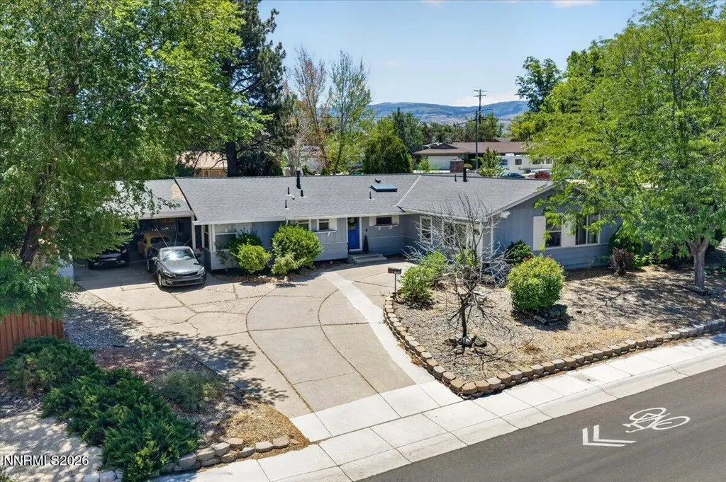 1090 Kings Reno NV 89503