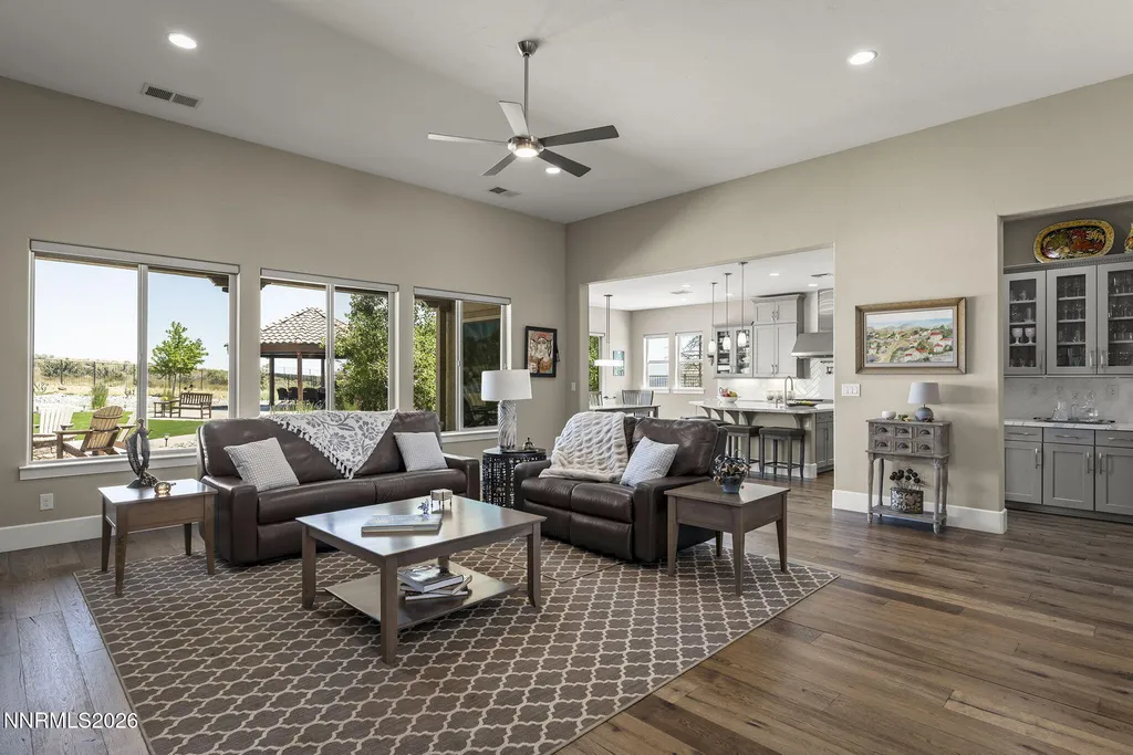 5431 Salmon River Reno NV 89511