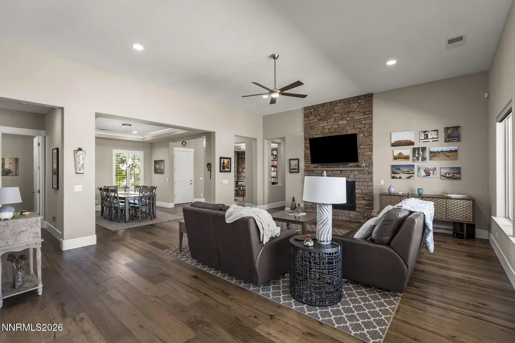5431 Salmon River Reno NV 89511