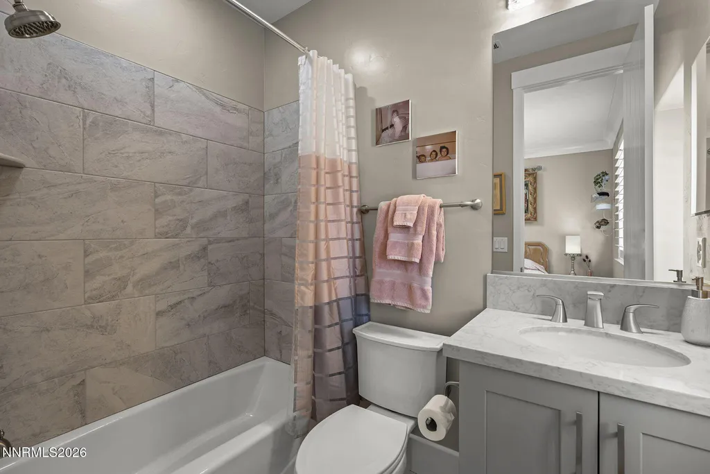 5431 Salmon River Reno NV 89511