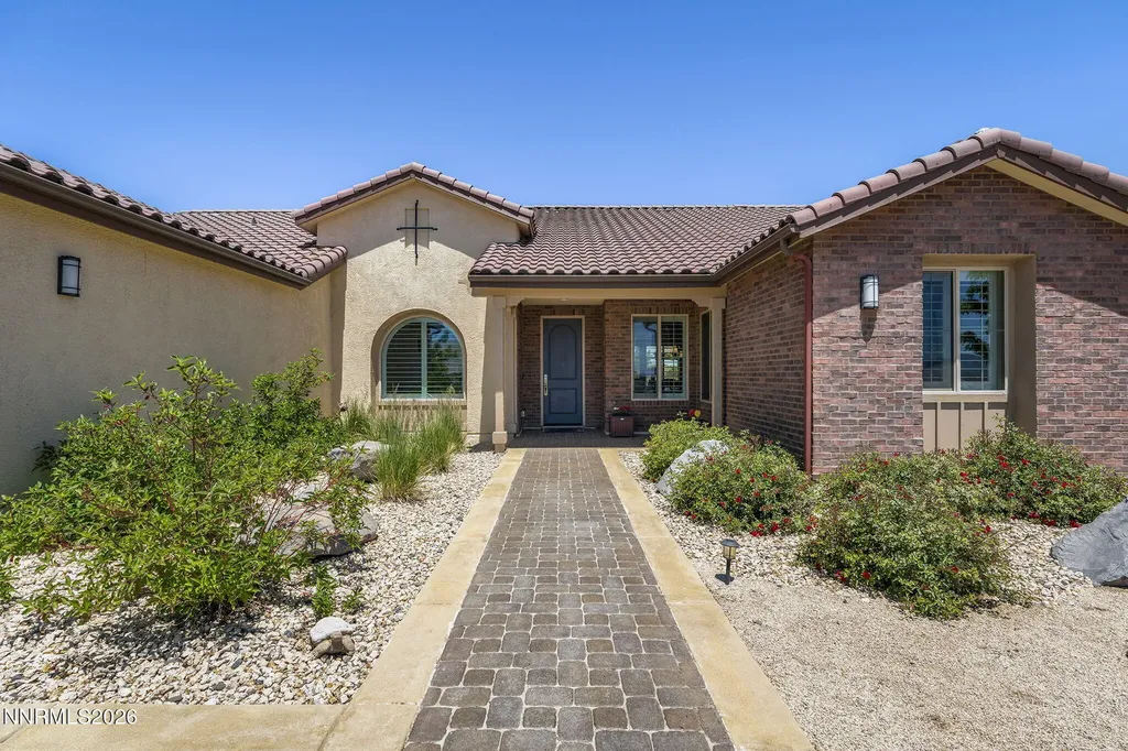 5431 Salmon River Reno NV 89511
