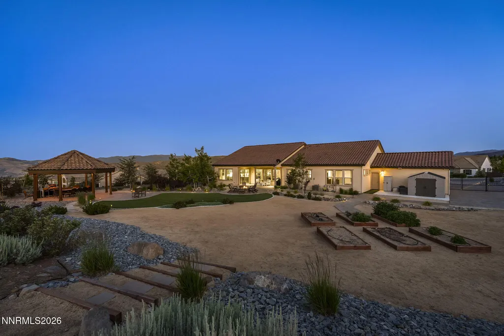 5431 Salmon River Reno NV 89511