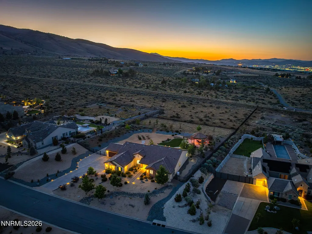 5431 Salmon River Reno NV 89511