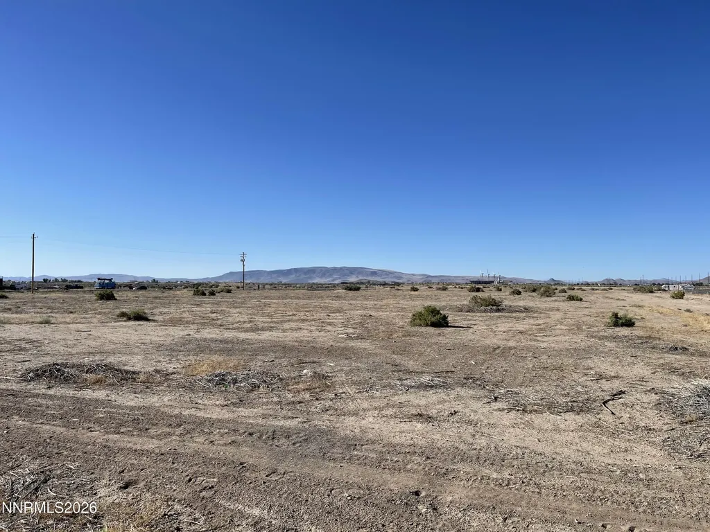 1635 Lake Silver Springs NV 89429