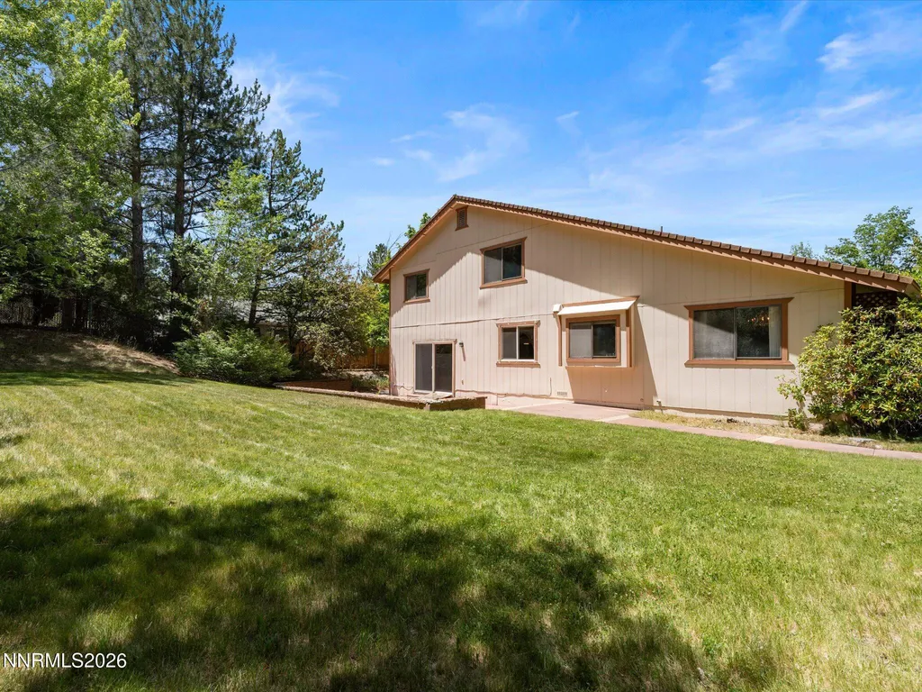 3395 Thornhill Reno NV 89509