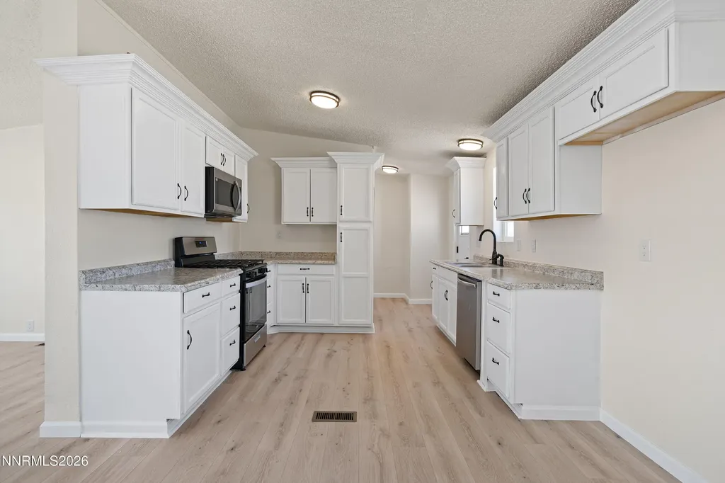 2905 Talapoosa Silver Springs NV 89429